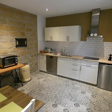 Norma Apartment *